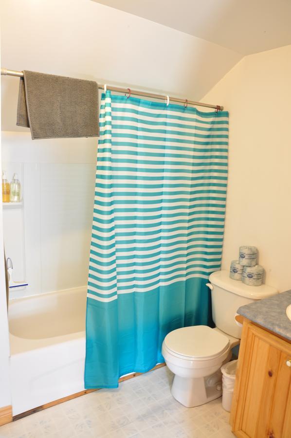 Breton Cove Farmhouse Guest House Indian Brook Exterior photo